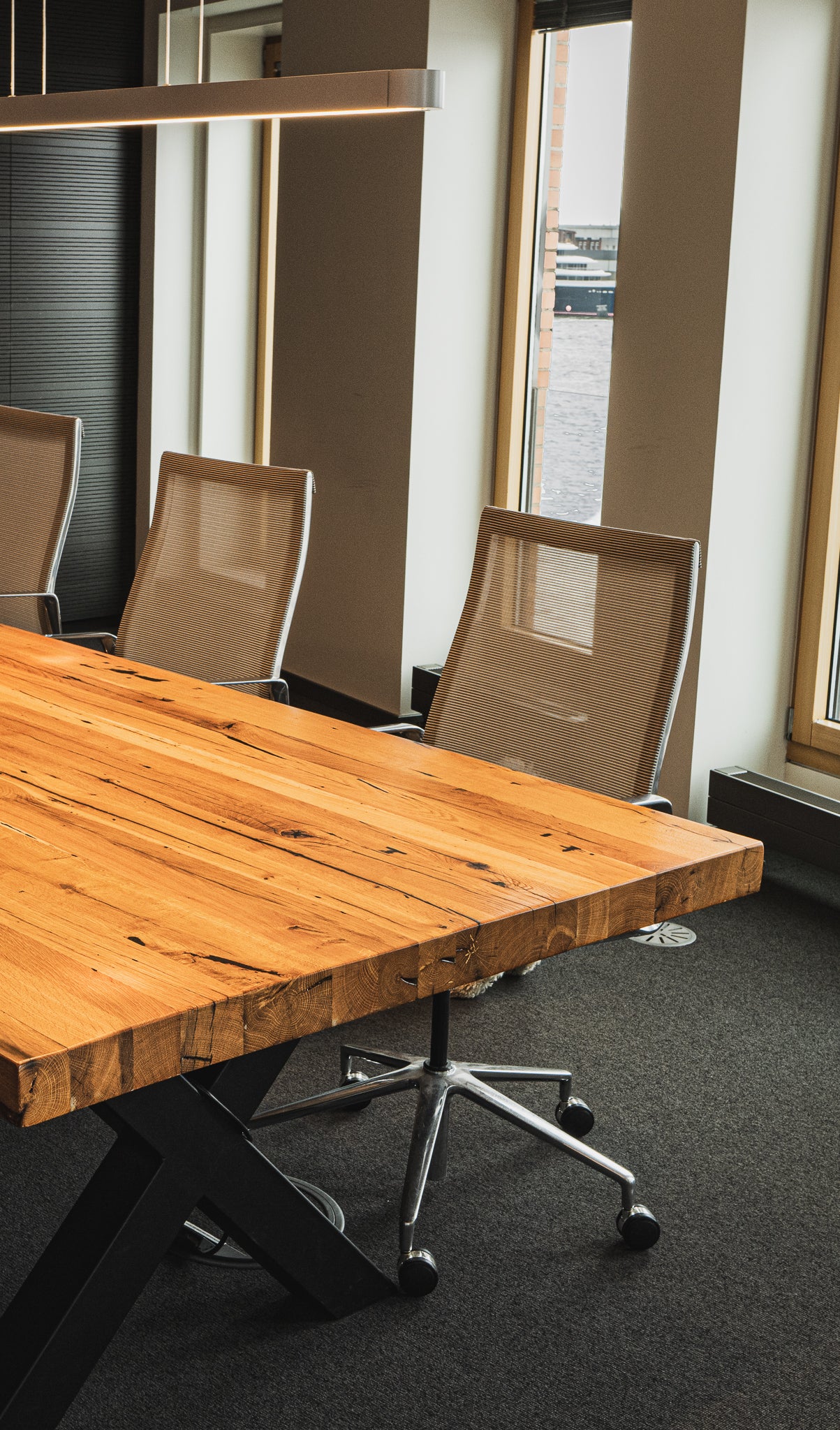 Bürotisch Massivholztisch