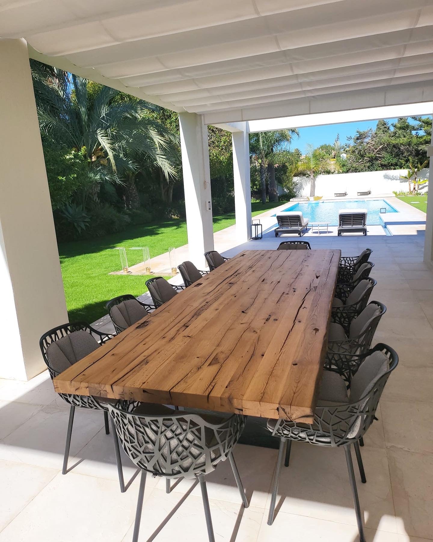 Gartentisch aus Holz | Outdoor Tisch für die Terrasse | Holzwerk Hamburg | Esstisch Terrasse