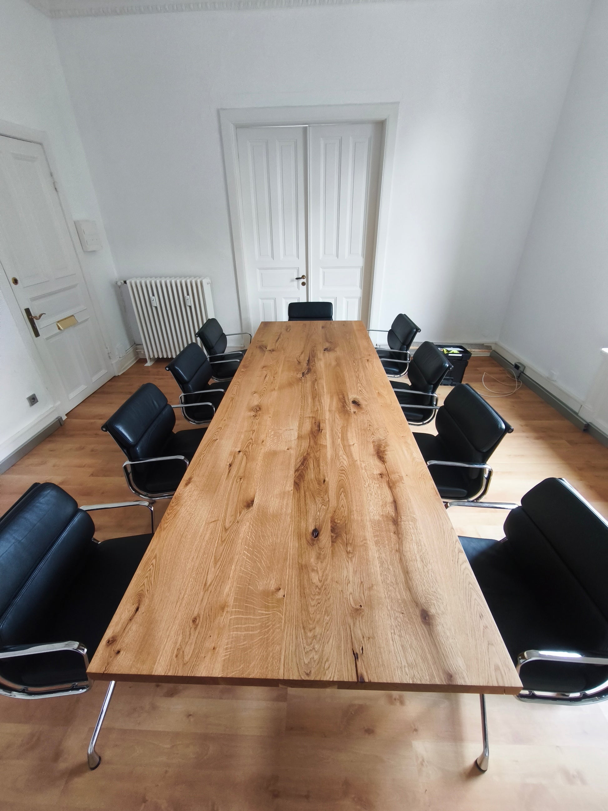 Besprechungstisch aus Massivholz Eiche nach Maß aus Hamburg 