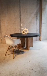 Esstisch rund nach Maß geköhlt Massivholz