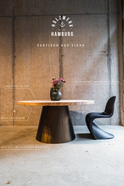 Runder Massivholztisch aus Eiche