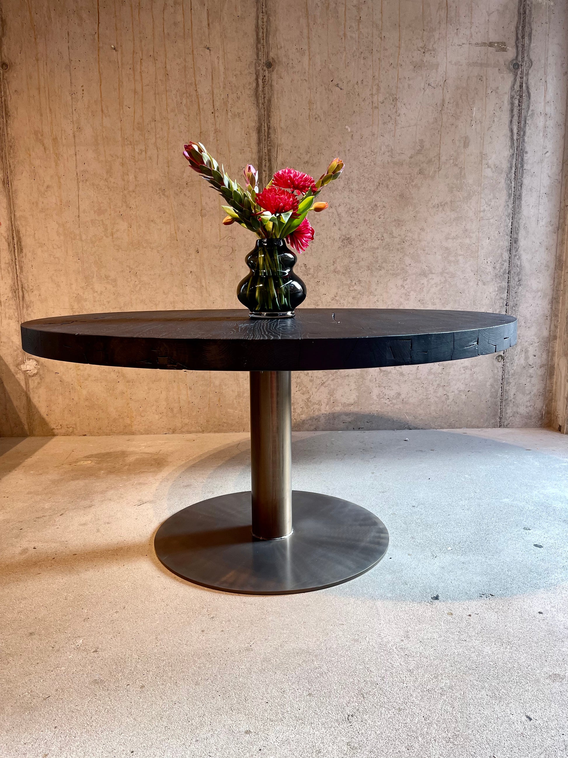 Esstisch rund schwarz Holz