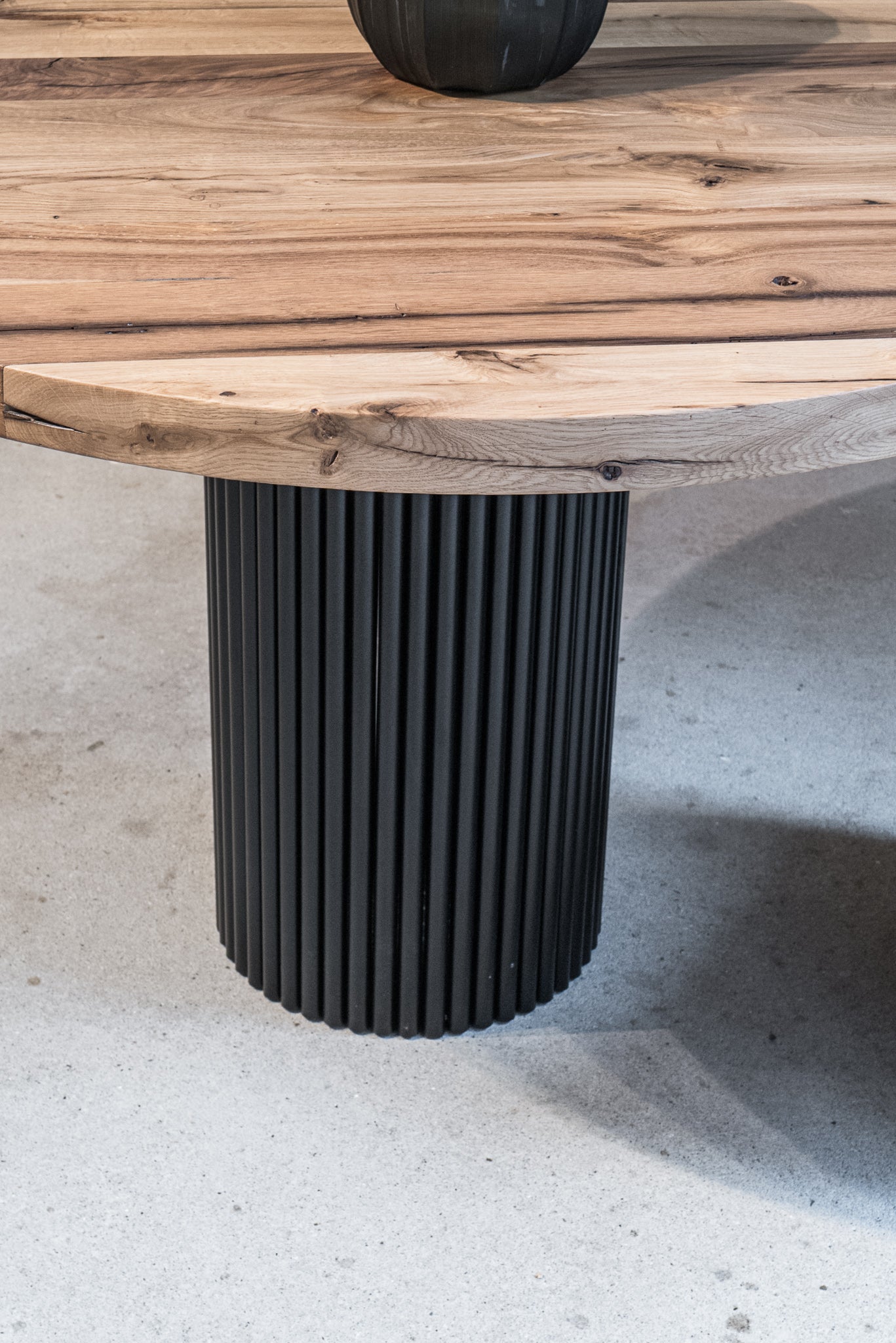 Esstisch Rund Gestell Lamellen