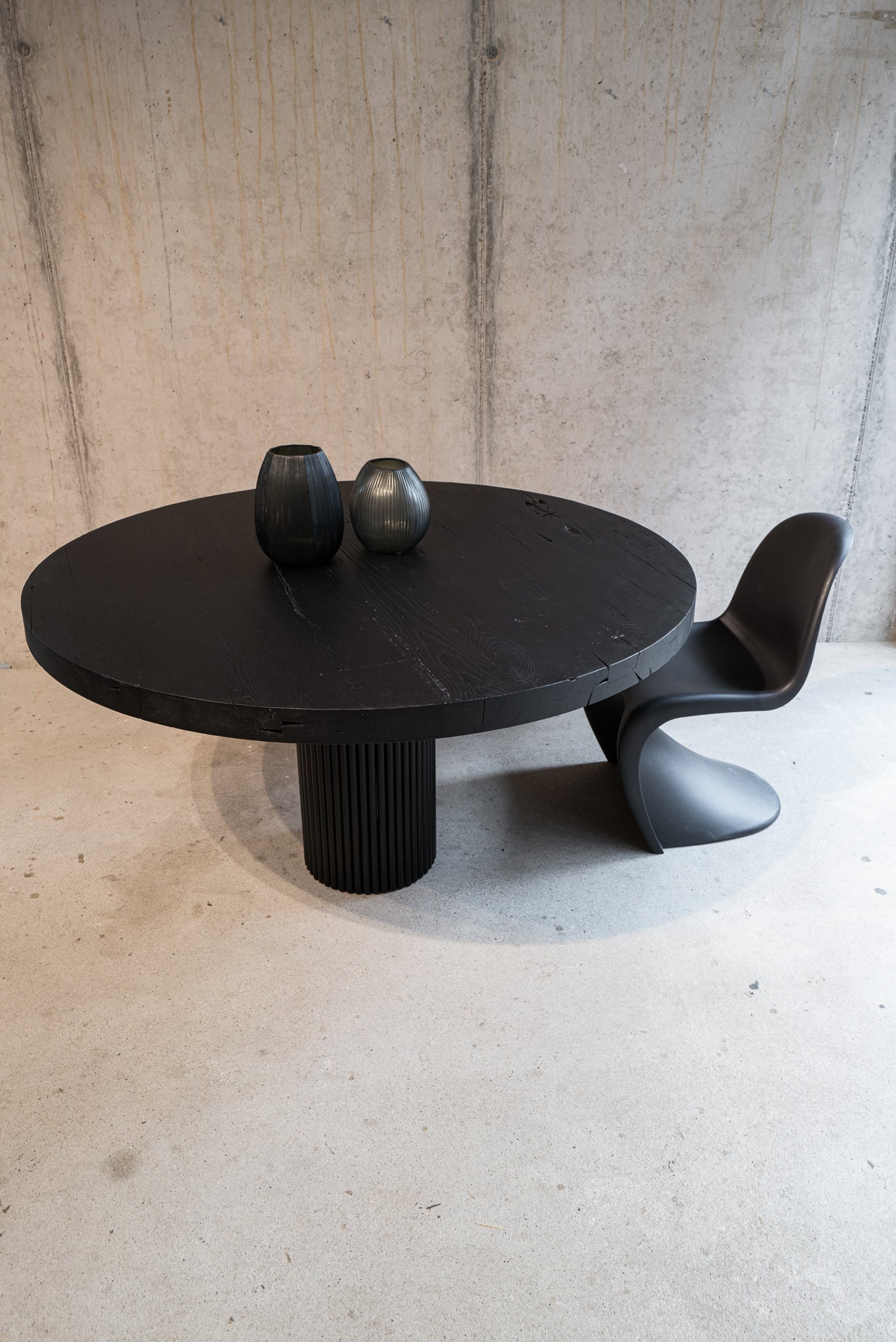 Esstisch rund schwarz Holz