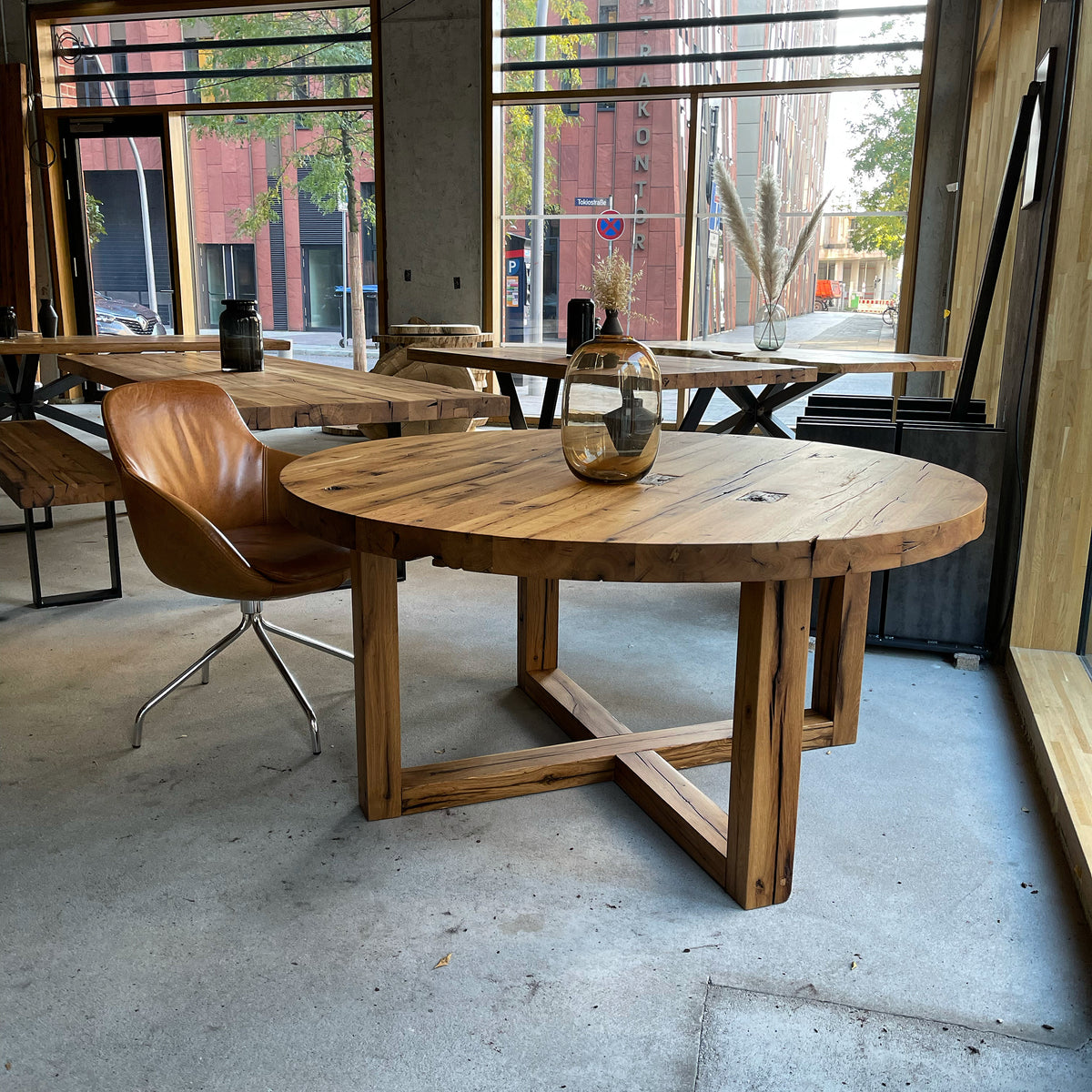 Esstisch rund | Massivholztisch rund | Runder Tisch | Tisch mit Lamellen