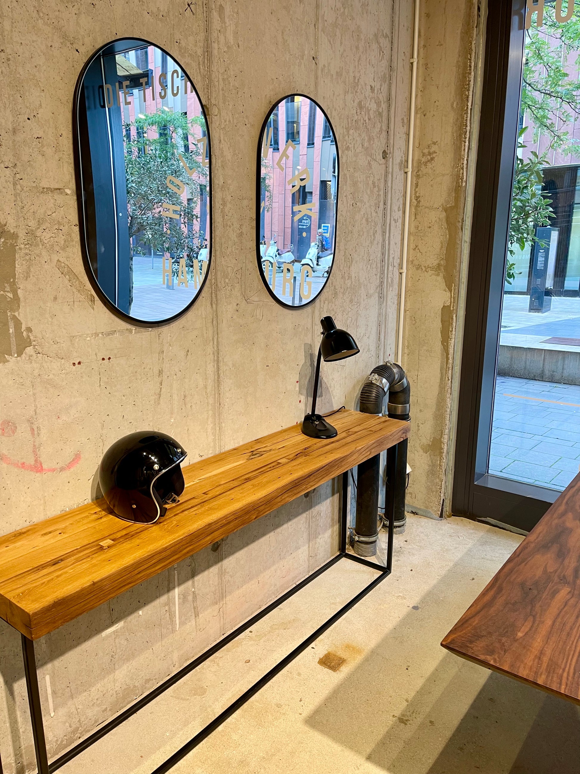 Konsole Holz und Metall