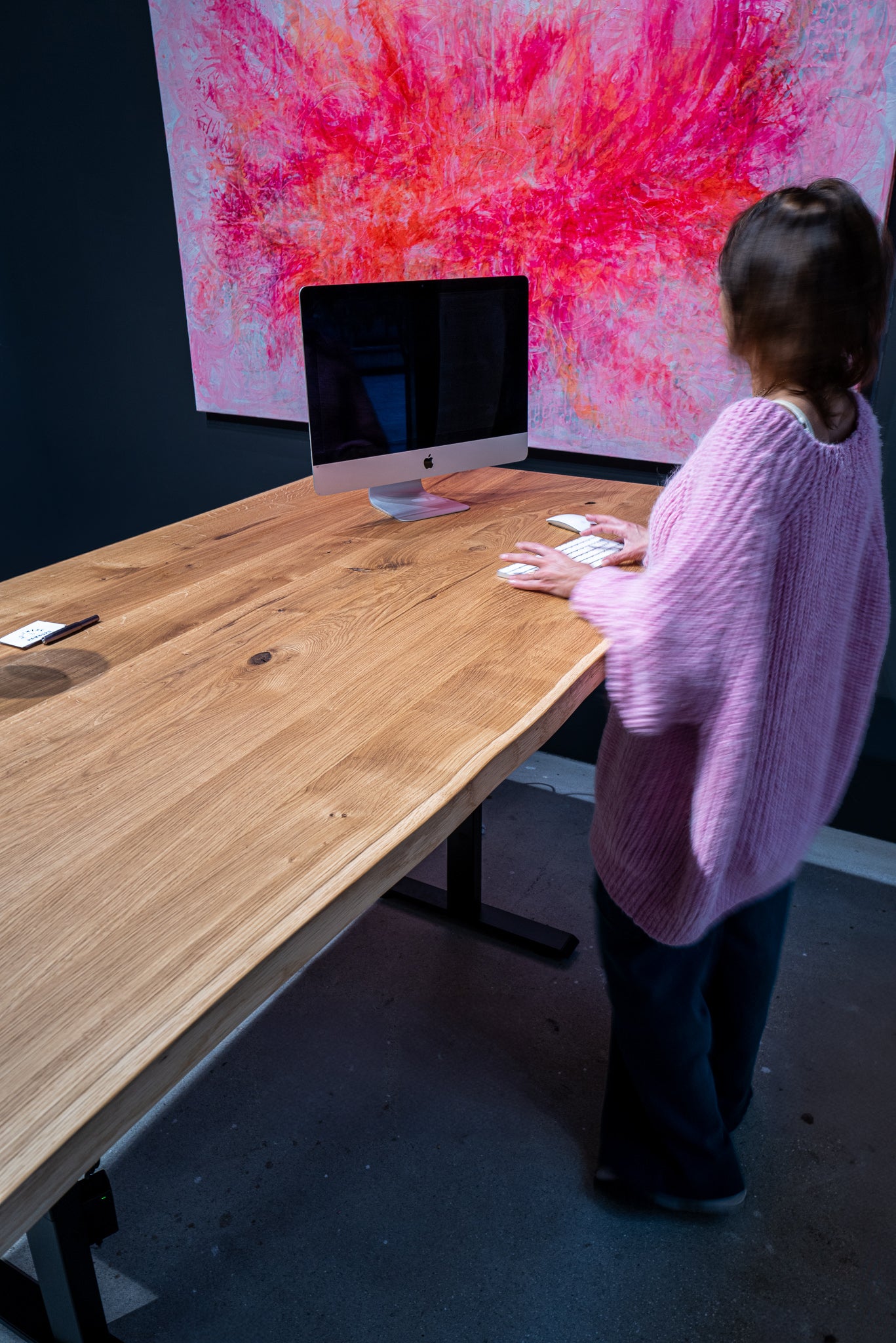 Schreibtisch Massivholz elektrisch höhenverstellbar 