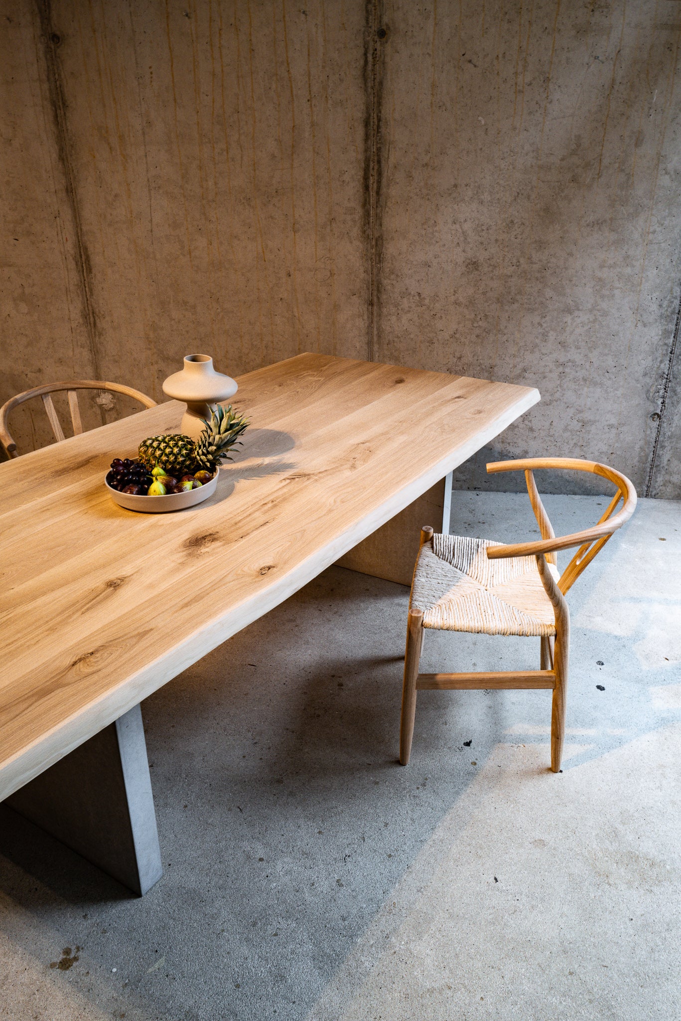 Esstisch Eiche mit Beton