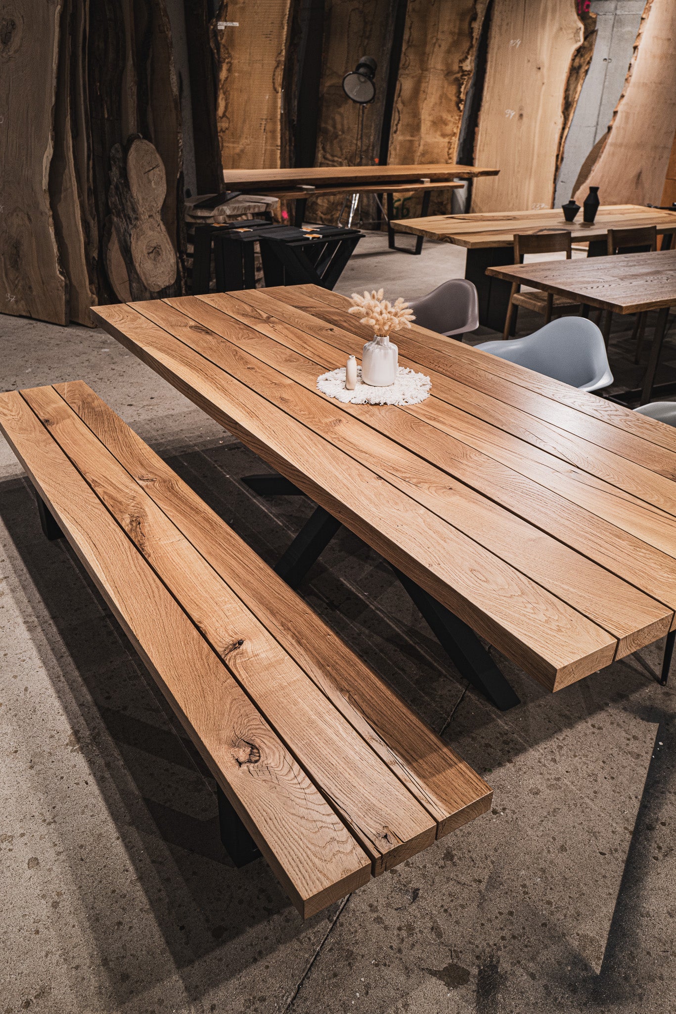 Tisch für draußen aus Holz