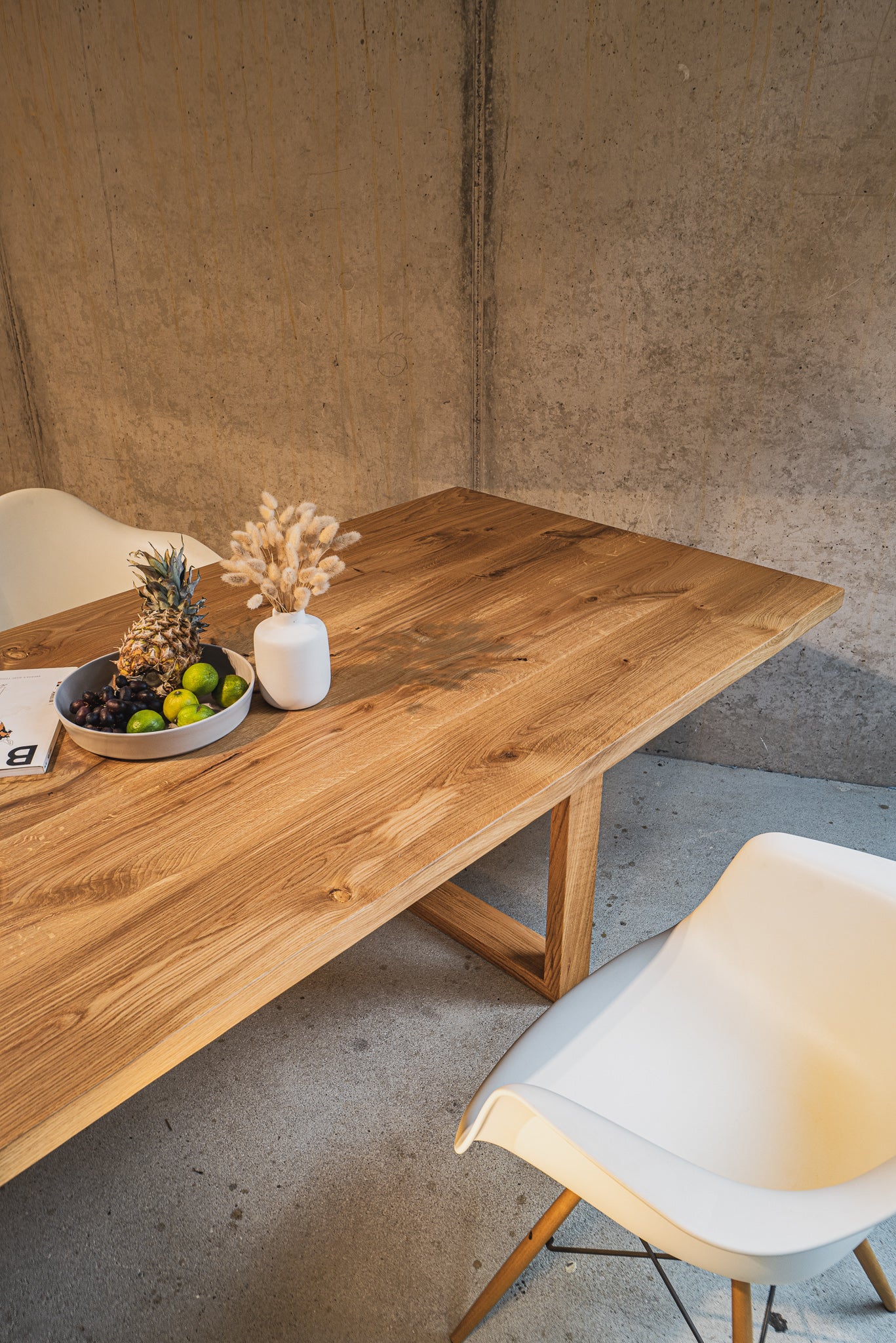 Individueller Esstisch aus Massivholz Eiche nach Maß