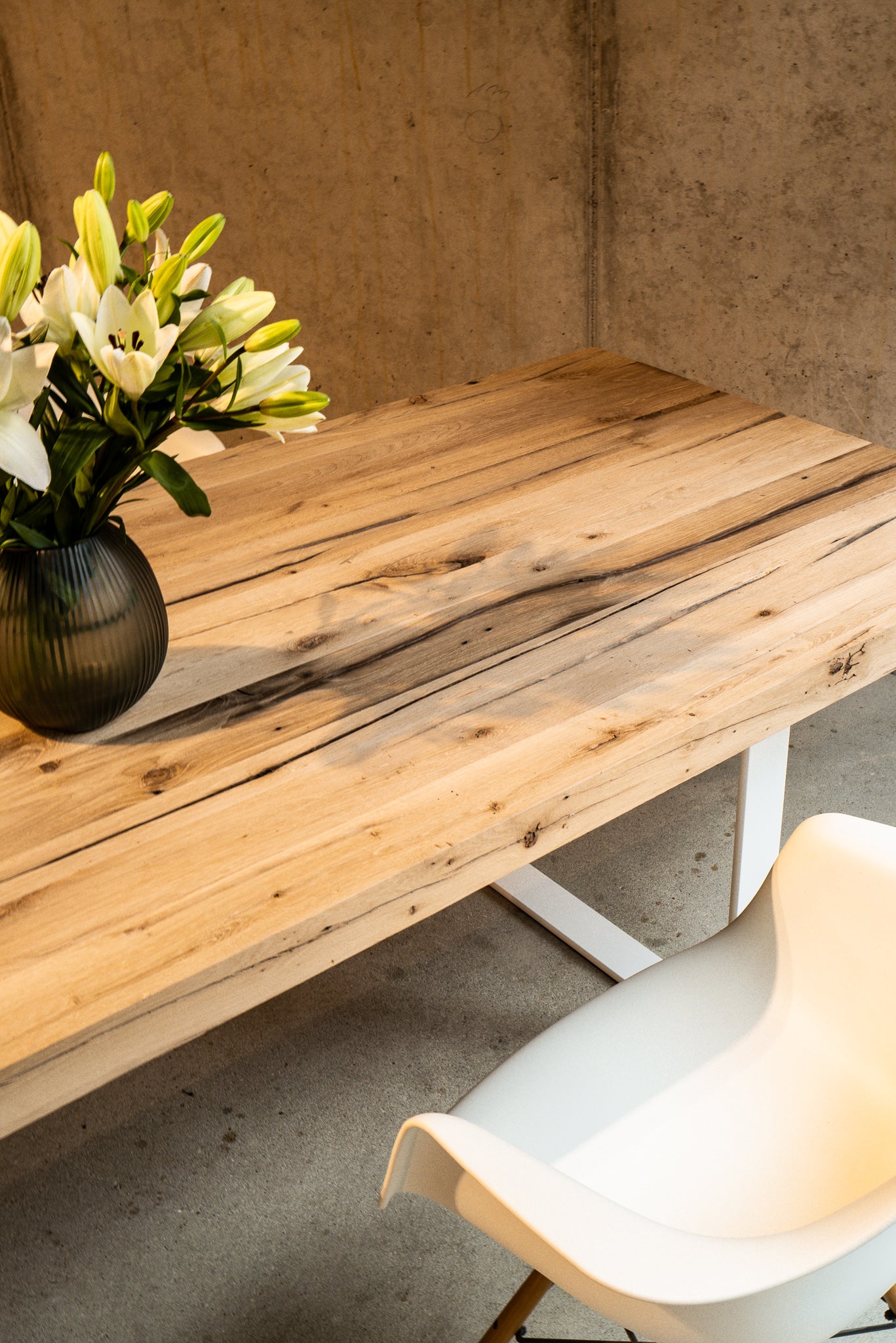 Esstisch Massivholz rustikal Eichenholz nach Maß 