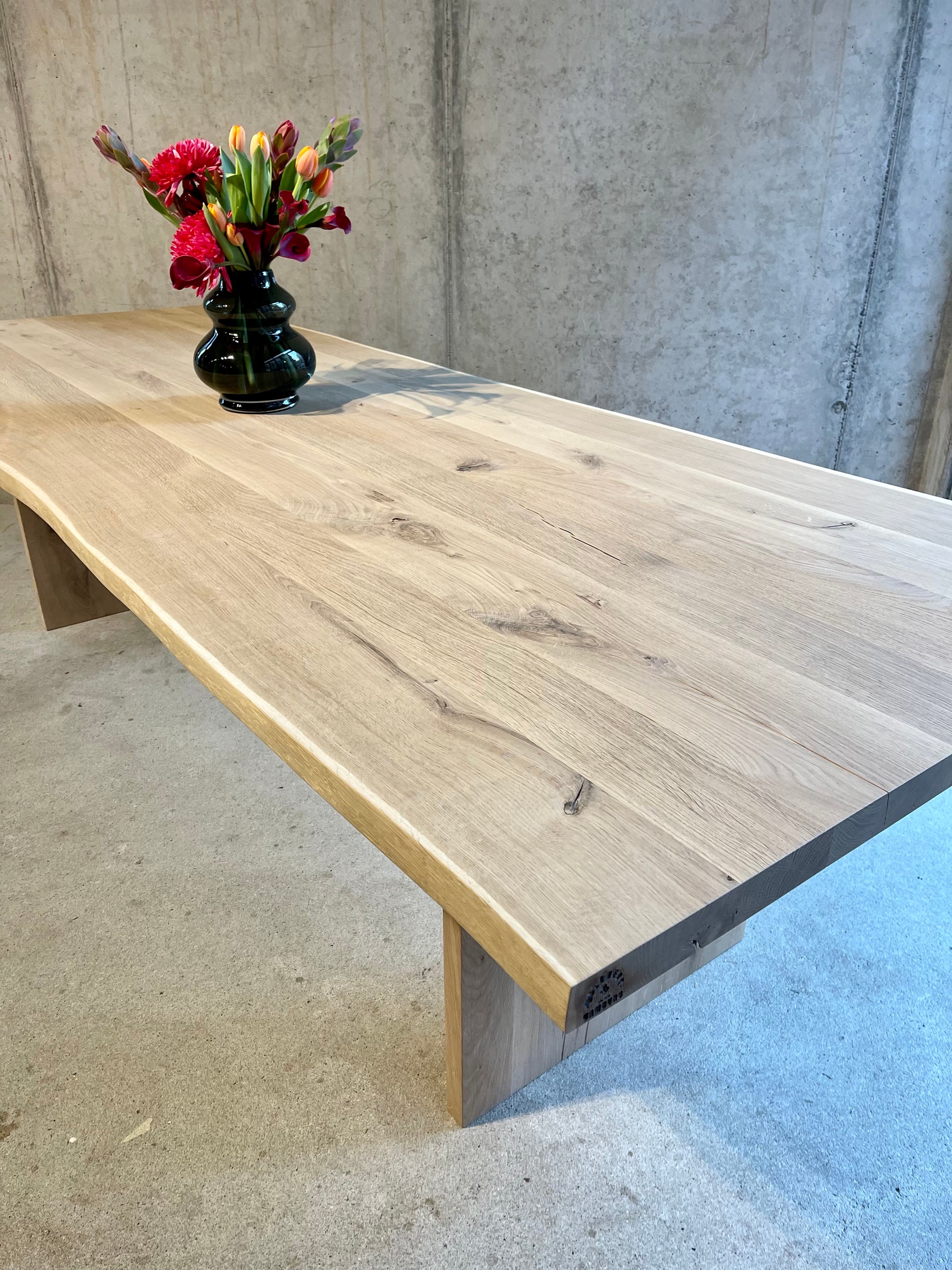 Esstisch Eiche hell Baumkante 