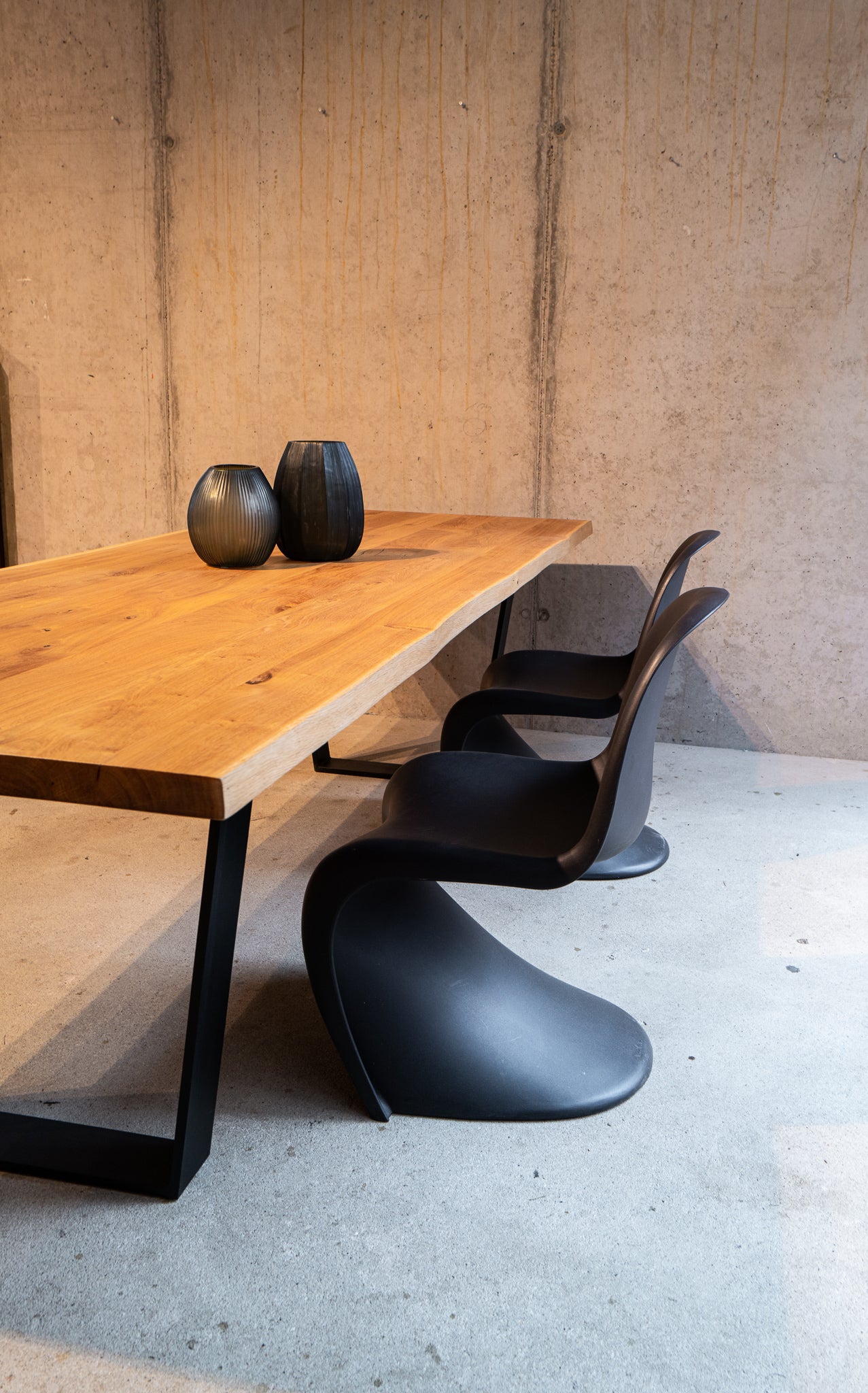 Esstisch Eiche mit Baumkante vorrätig nach Maß 