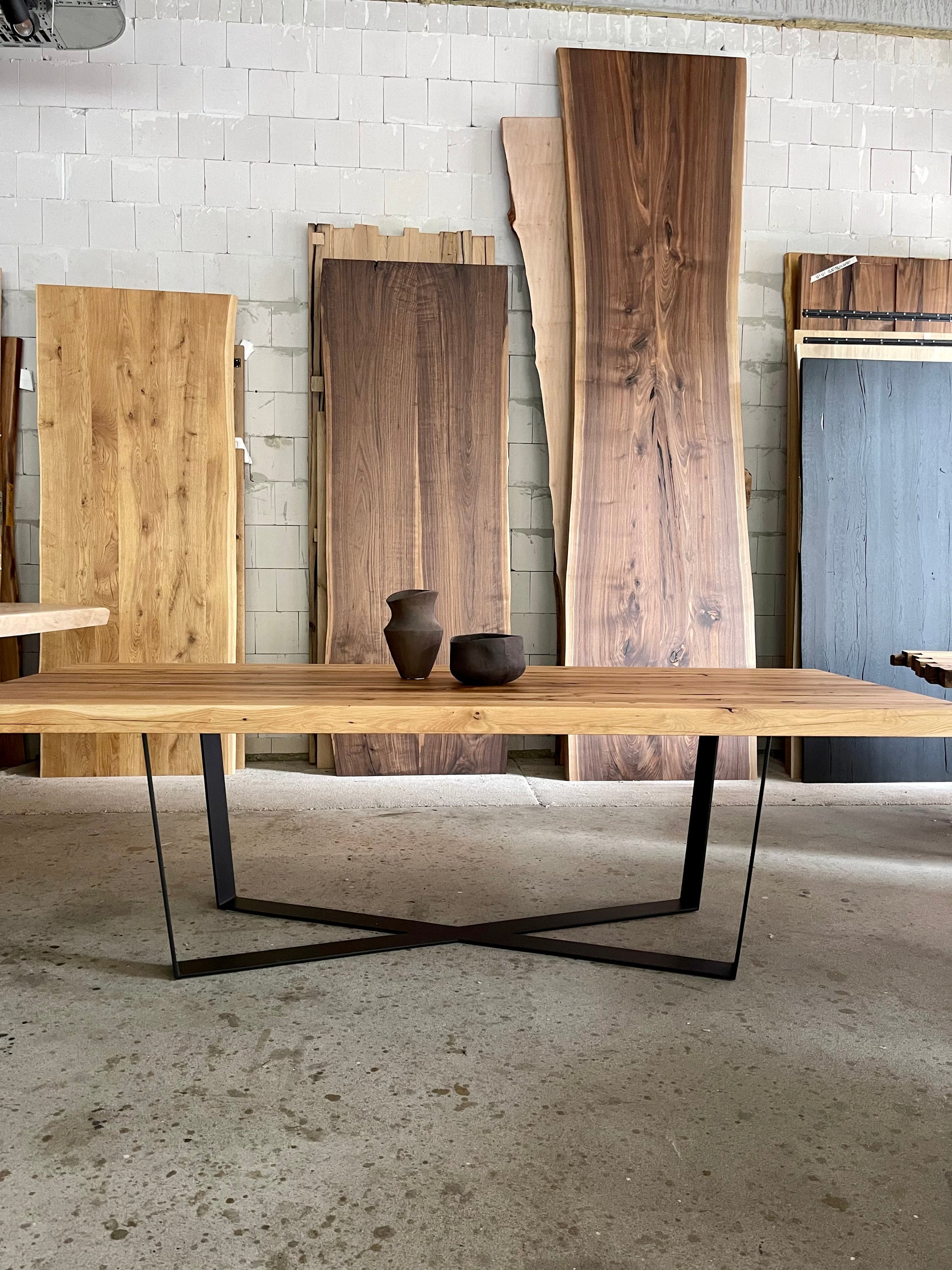 Esstisch aus Massivholz nach Maß 