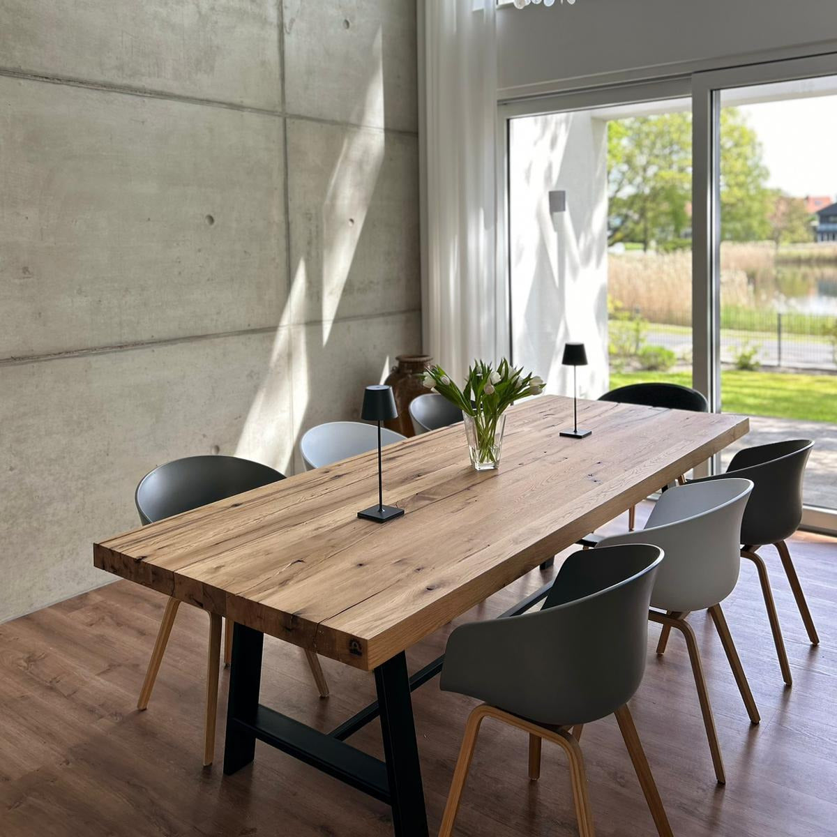 Massivholztisch aus Altholz Eichenholz | Esstisch Eiche rustikal 