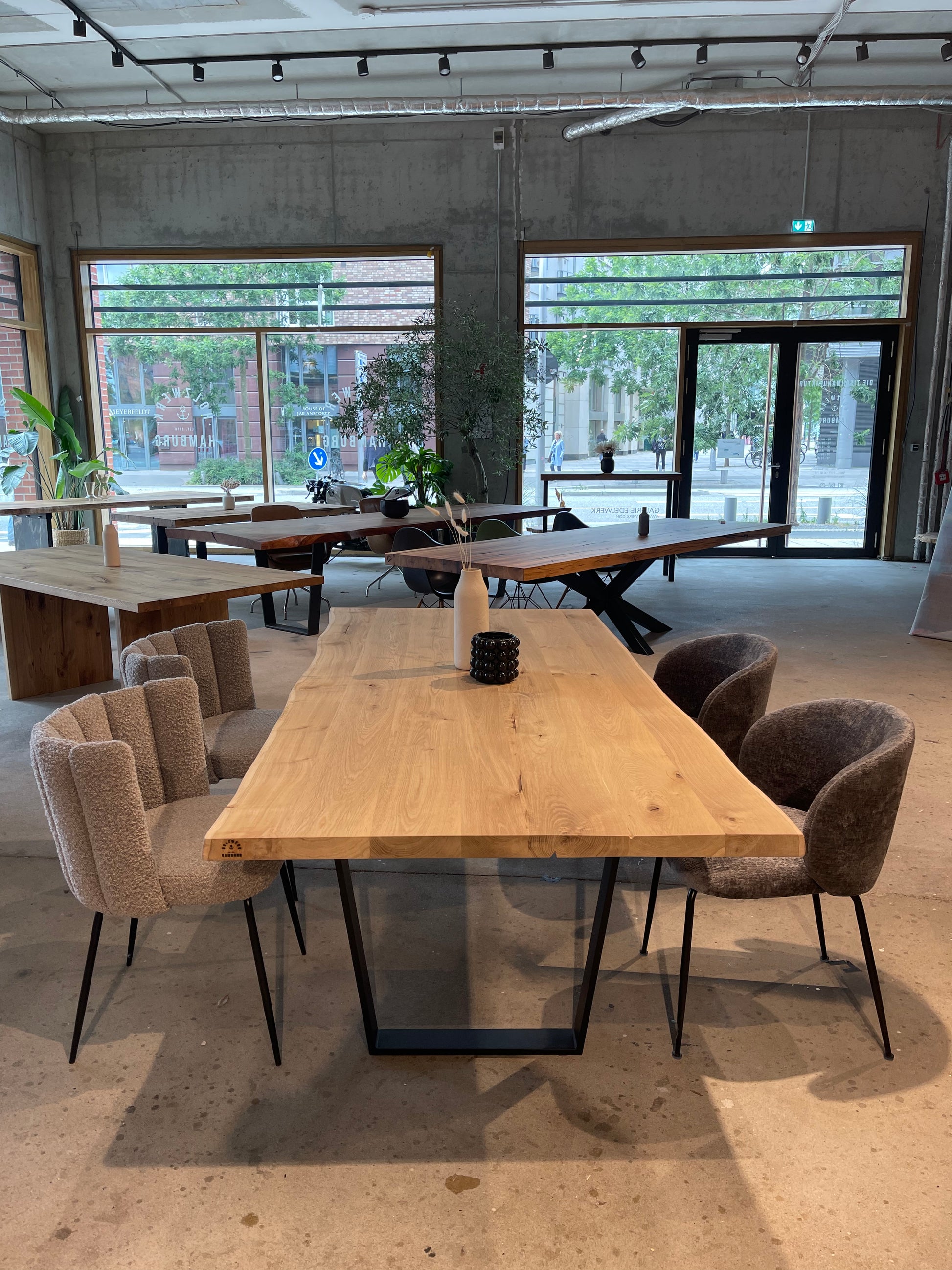 Vorrätige Tisch Eiche von Holzwerk Hamburg 