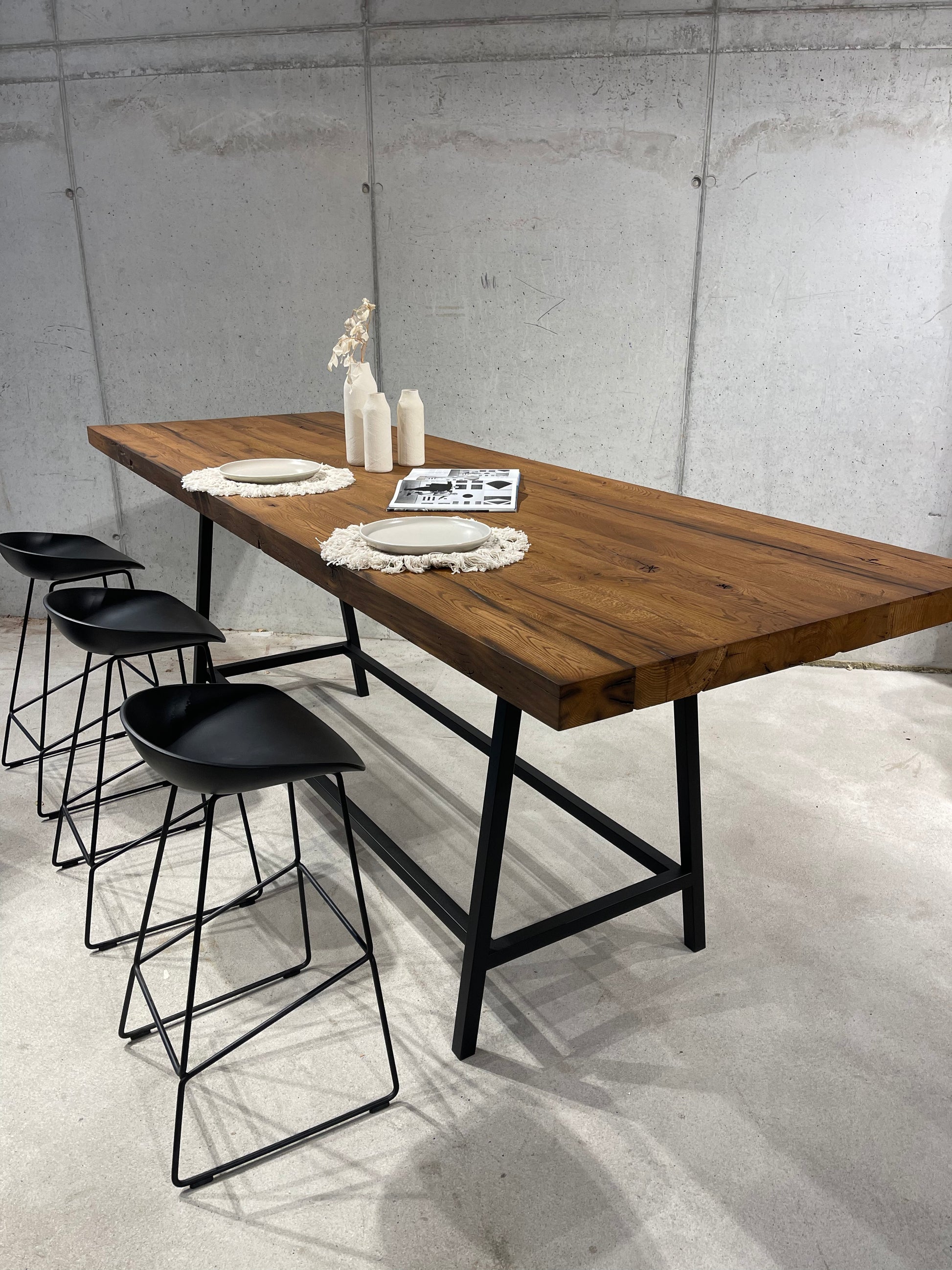 Besprechungstisch Hochtisch aus Massivholz