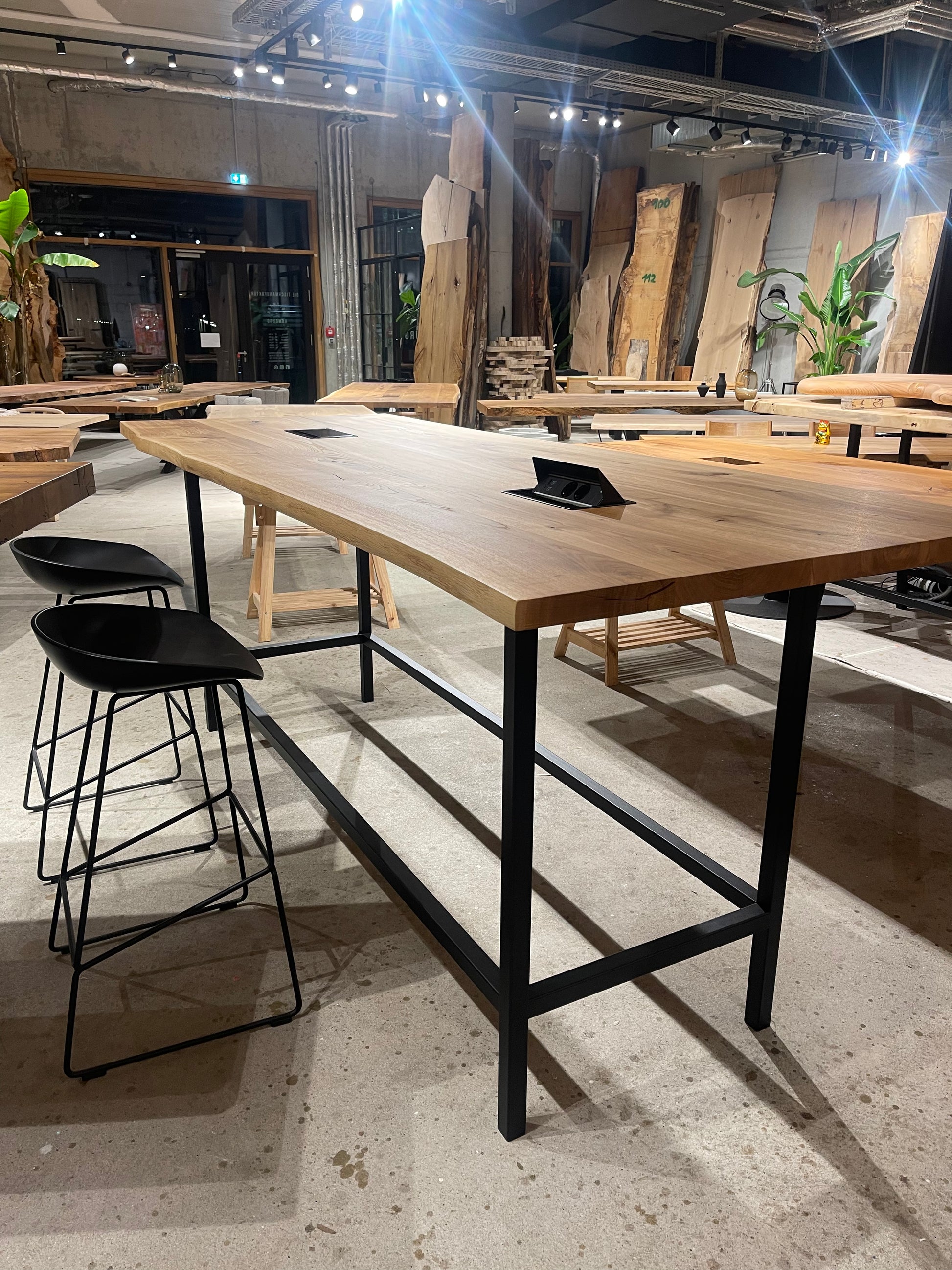 Hochtisch Büro Besprechungstisch Massivholz