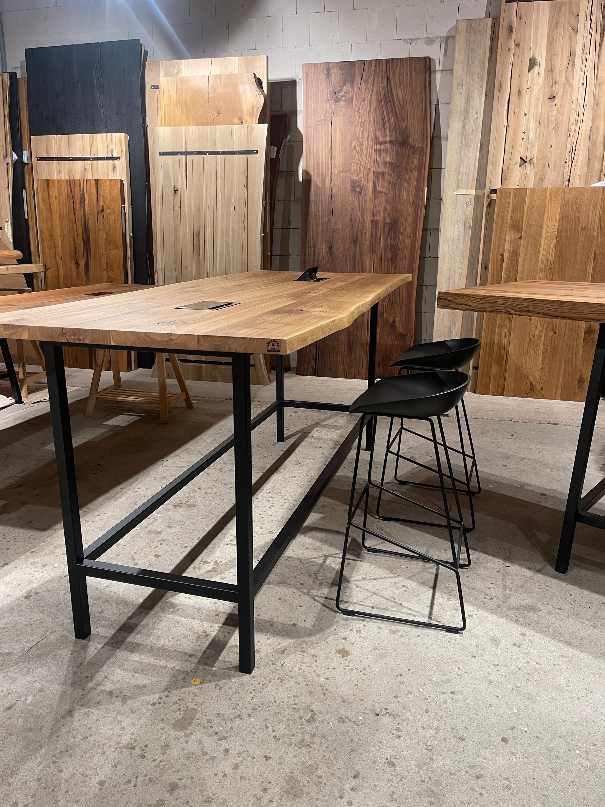 Konferenztisch | Besprechungstisch | Massivholztisch 