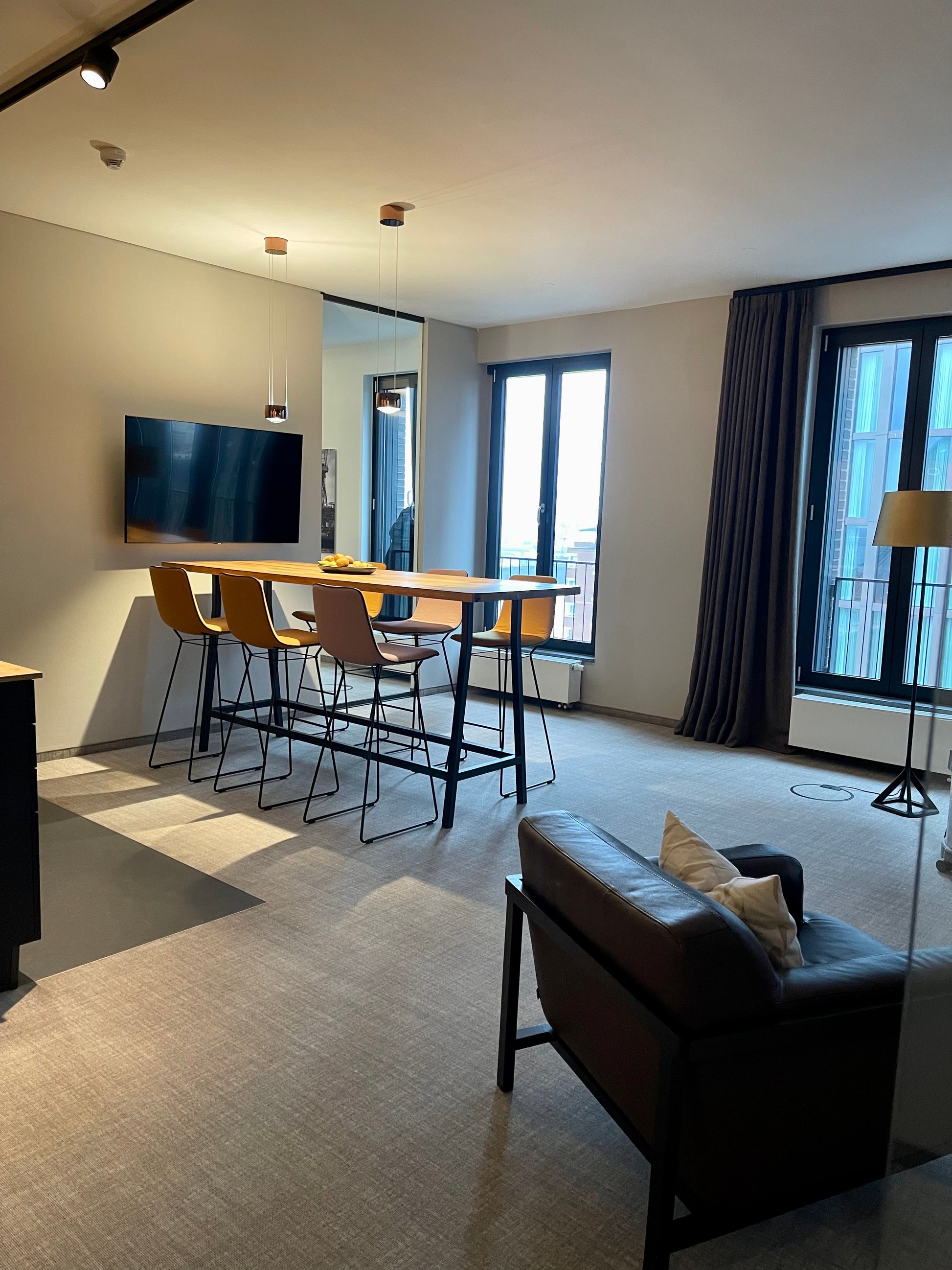 Bartisch Office Massivholztisch Hochtisch Büro Holz