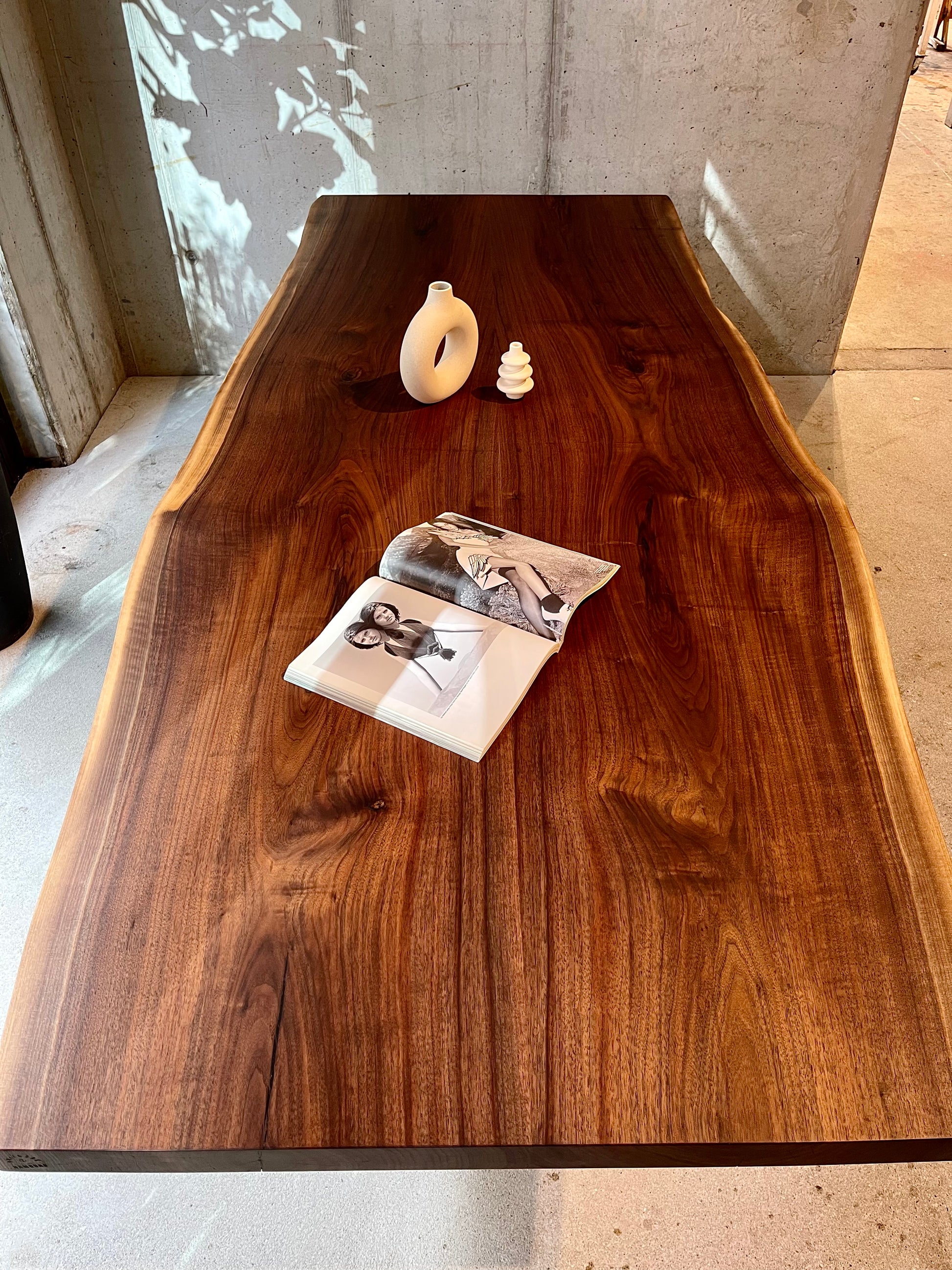 Tisch Massivholz Nussbaum Butterfly 