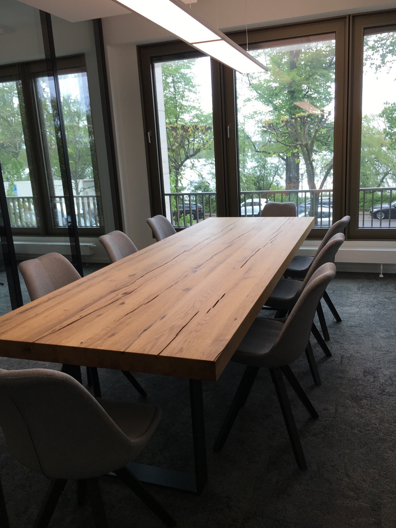 Konferenztisch Massivholztisch von Holzwerk Hamburg 