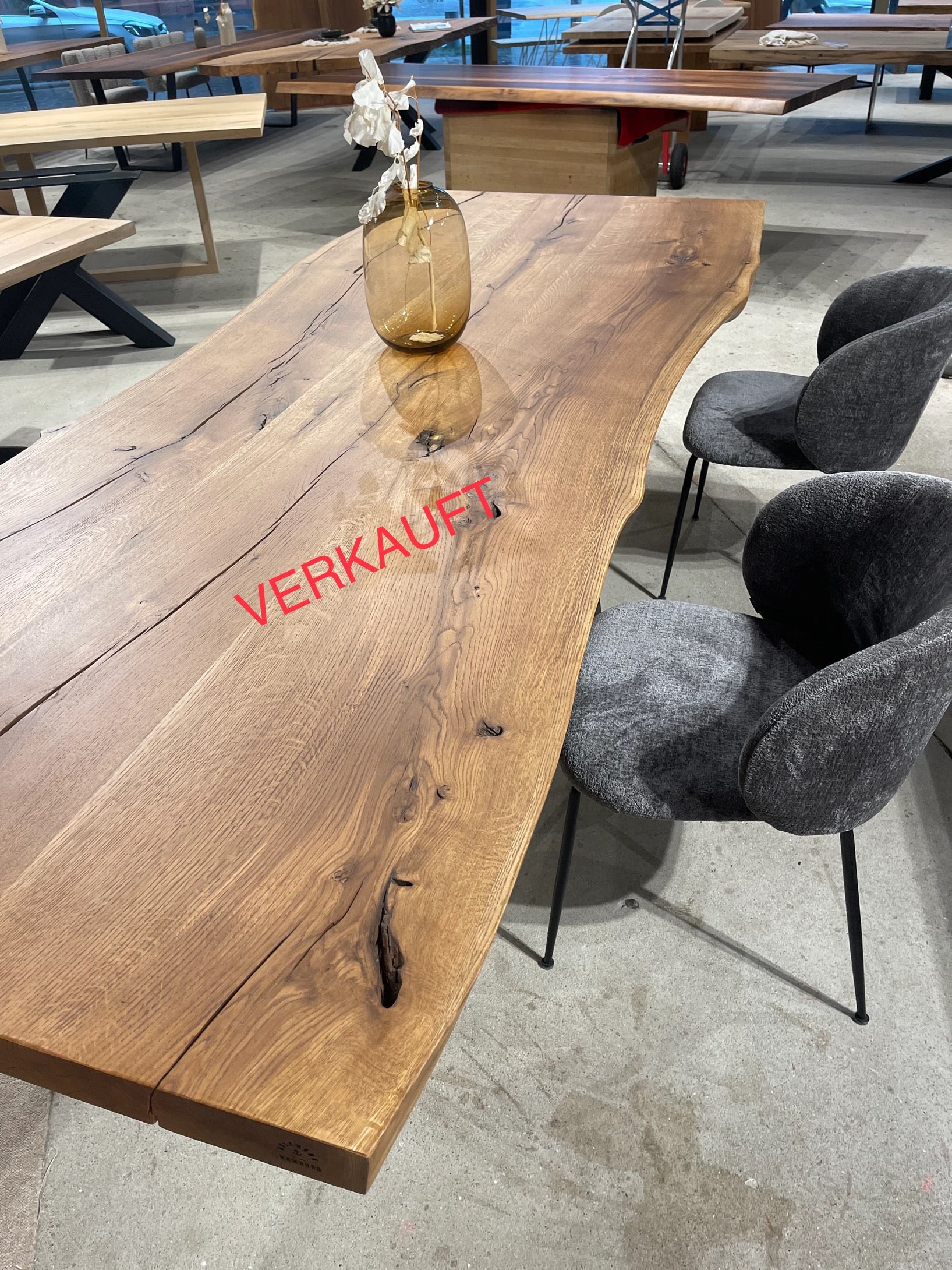 Unikat Esstisch aus Massivholz Eiche