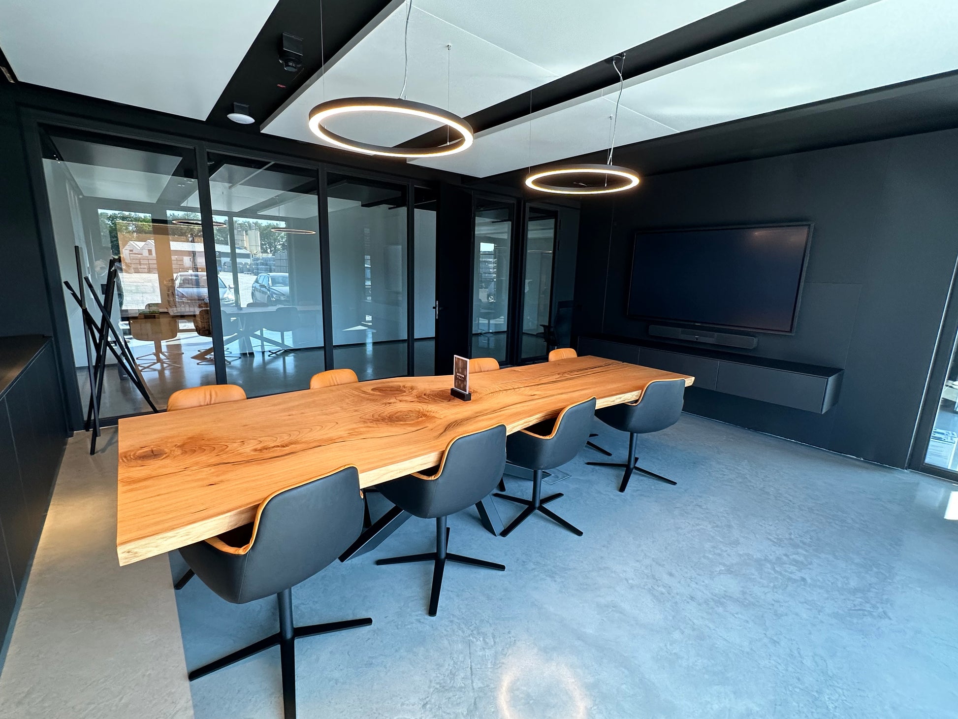 Konferenztisch nach Maß für Ihr Office