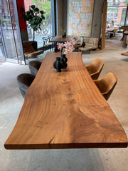 Esstisch Massivholz Ulme Baumtisch