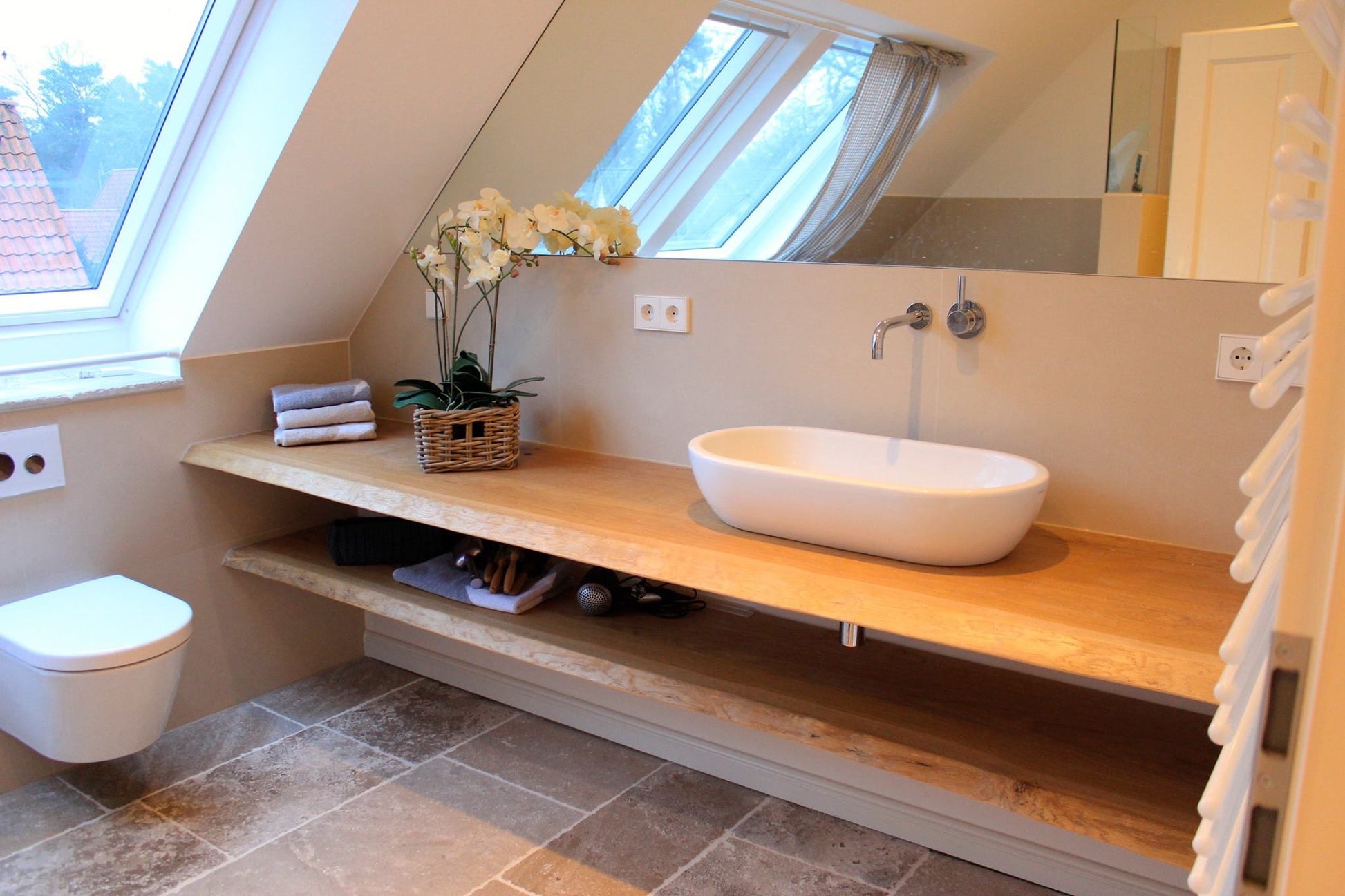 Waschtischplatte aus Massivholz in Wunschgröss 