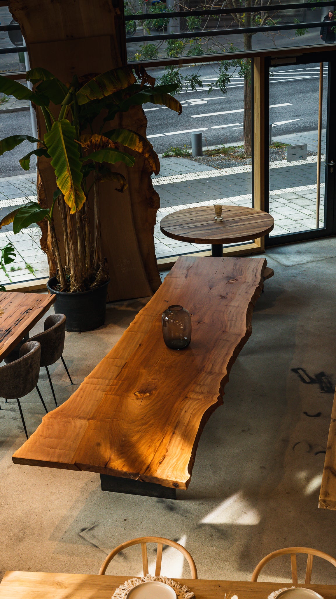 Platane Massivholztisch