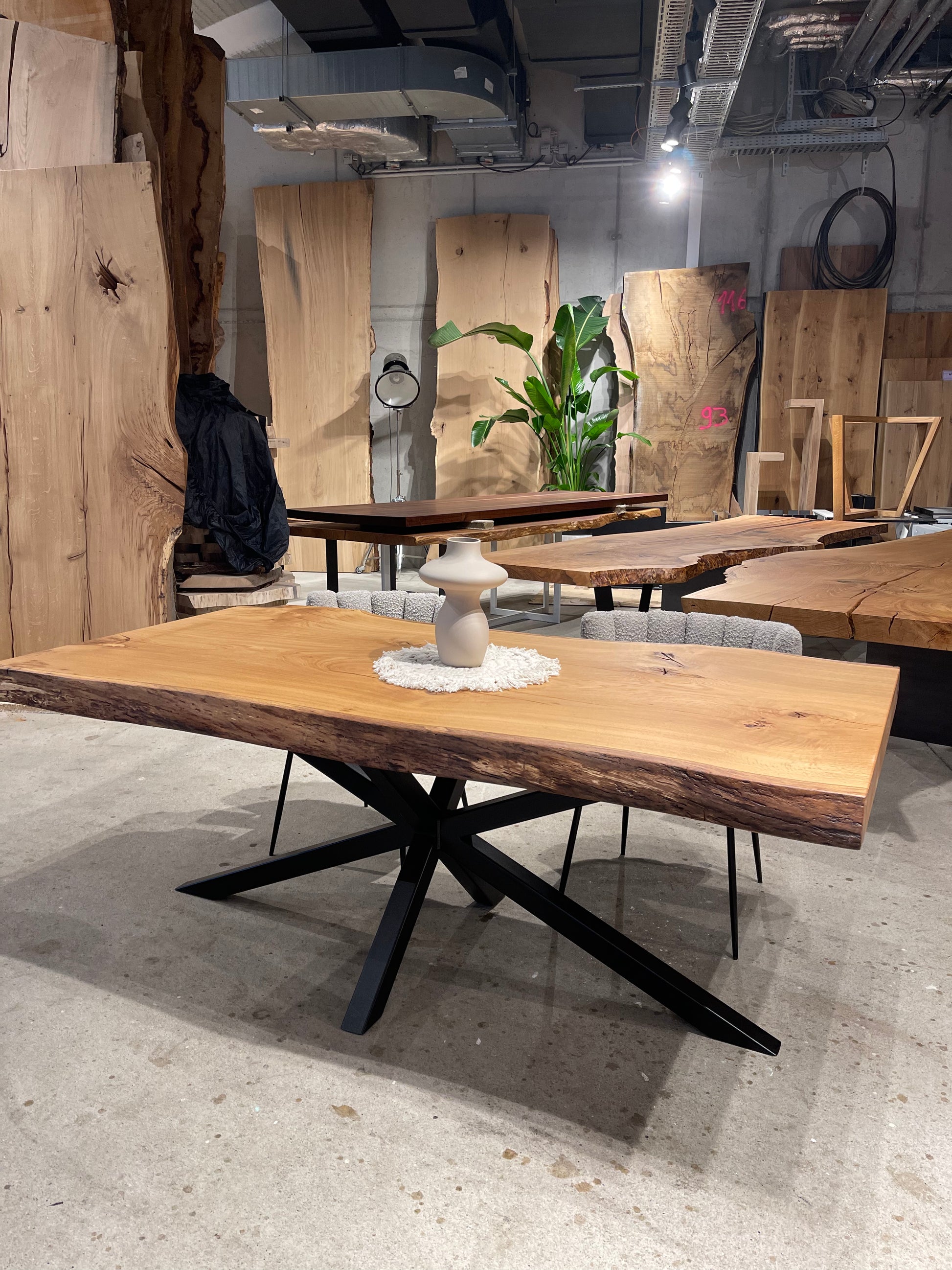 Esstisch Massivholztisch Unikat nach Maß