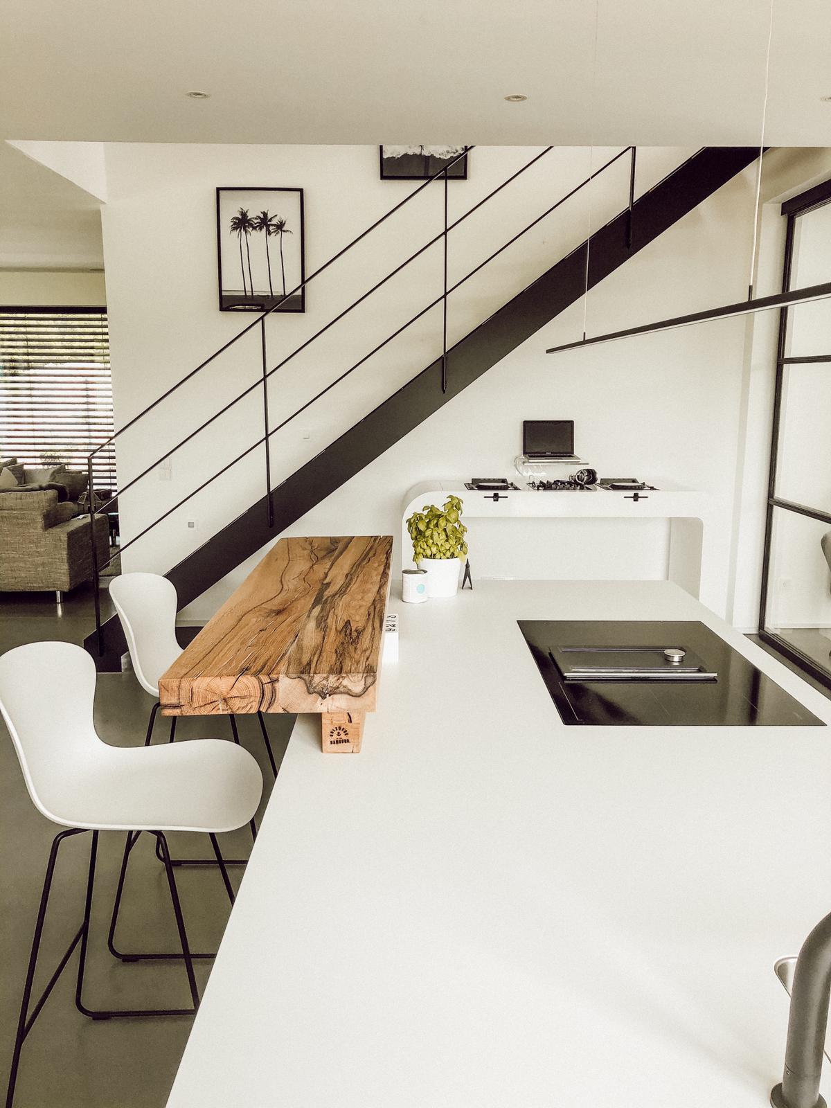 Rustikaler Bartresen | Altholz Küchentresen | Holzwerk Hamburg