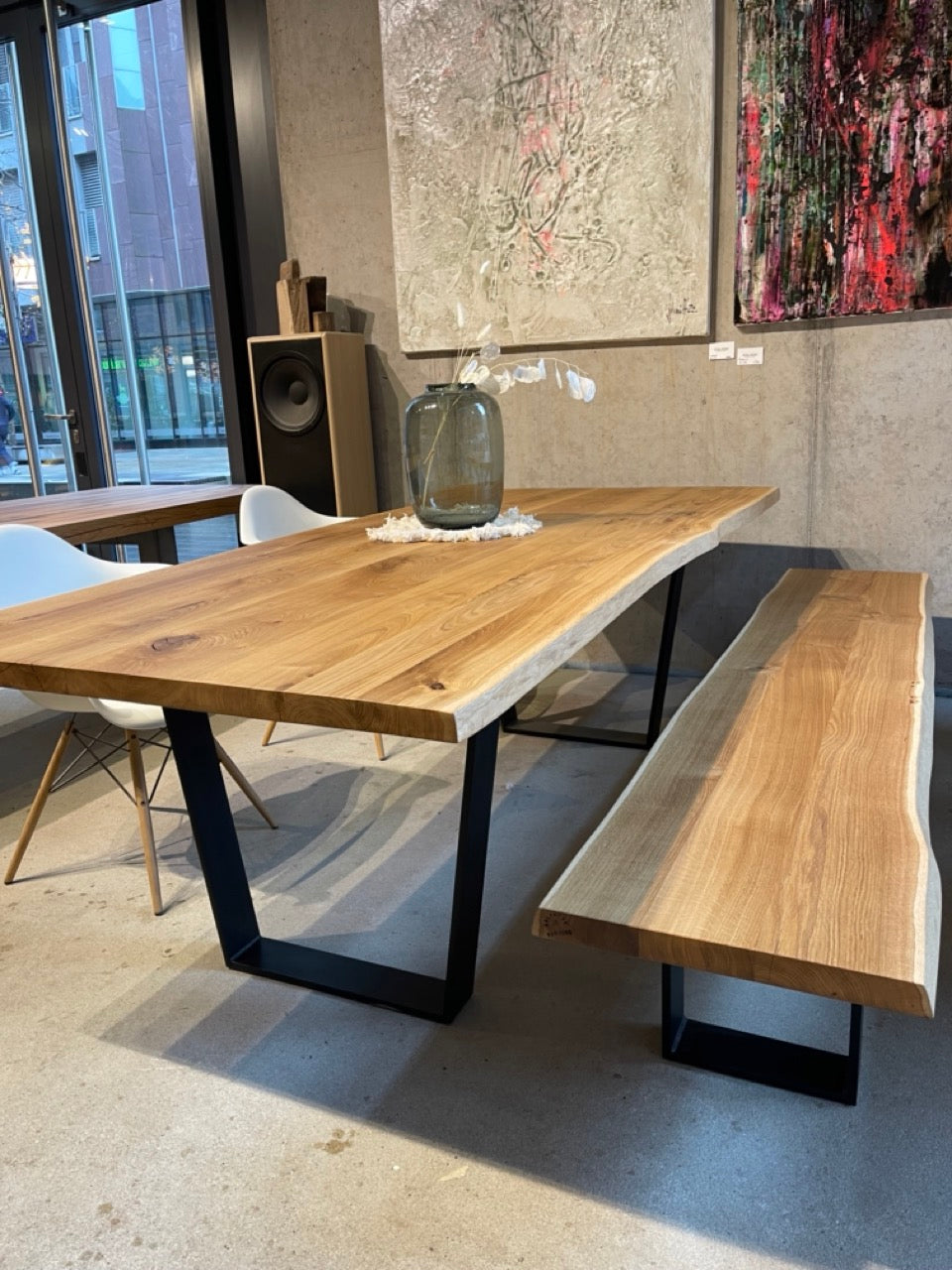 Eichentisch mit Natürlicher Baumkante | Holzwerk Hamburg