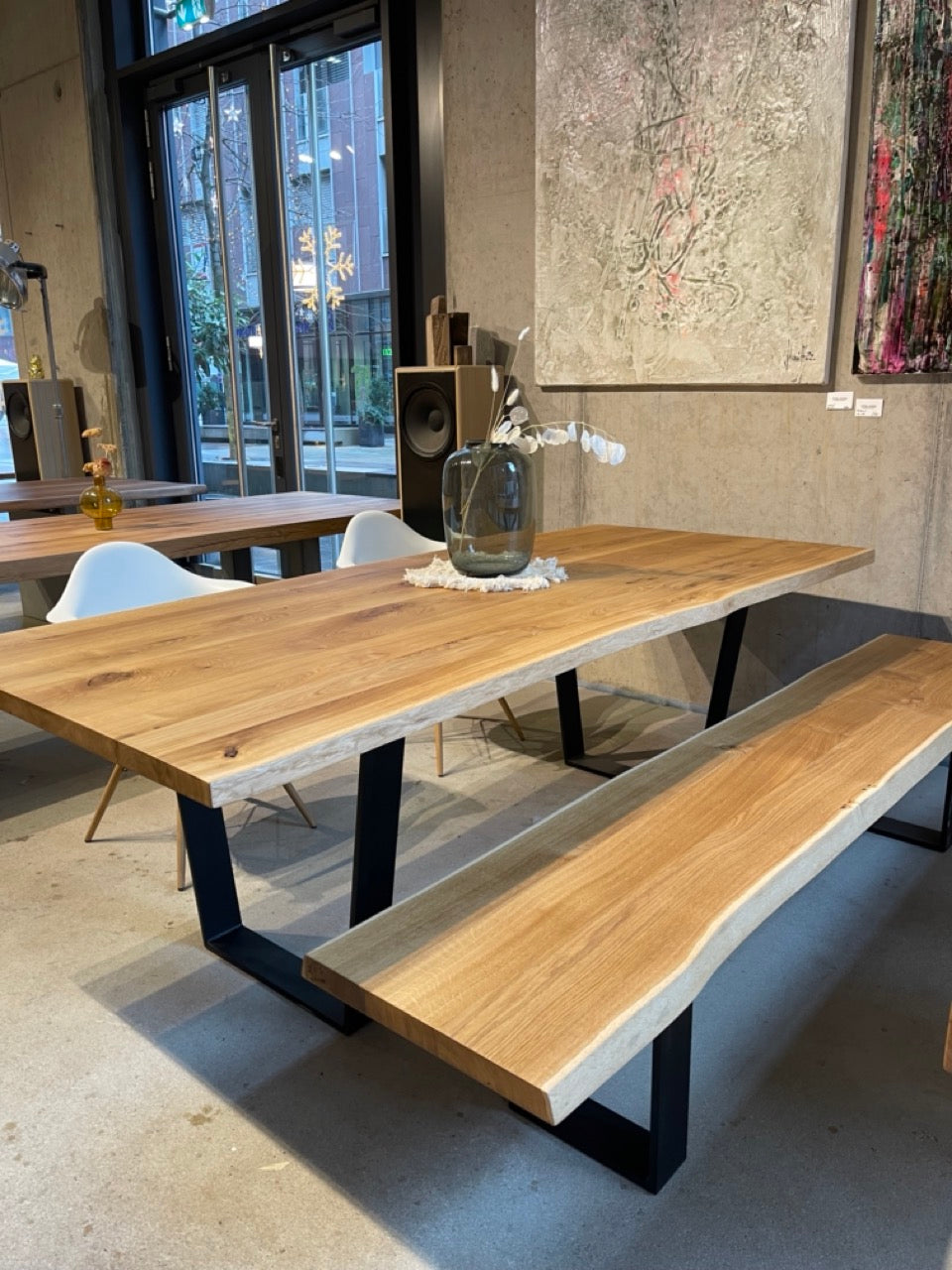 Eichentisch mit Natürlicher Baumkante | Holzwerk Hamburg