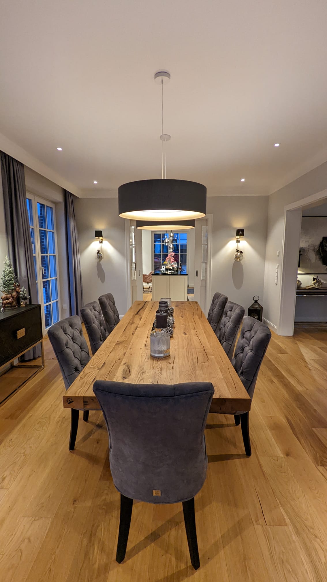 Massivholztafel aus Eiche Altholz | Holzwerk Hamburg