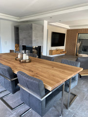 Holztisch Eichenholz mit Naturkante nach Maß