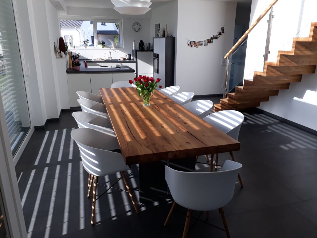 Esstisch Eichenholz charaktervoll | Holzwerk Hamburg 