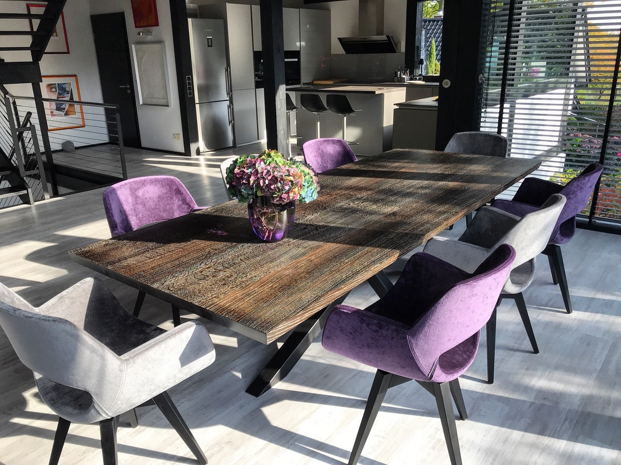 Massivholztisch aus Räuchereiche | Holzwerk Hamburg