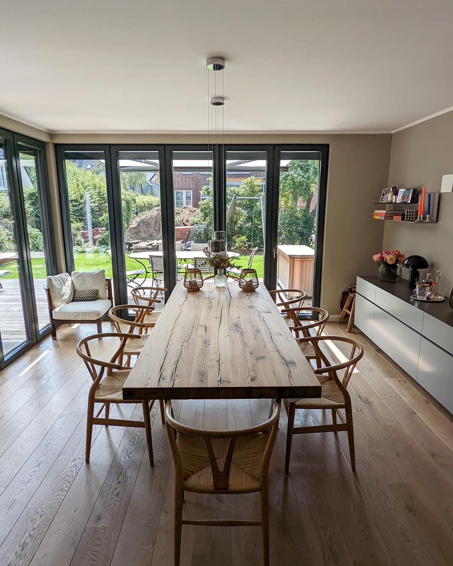 Massiver Altholztisch | Warmer Eichentisch | Holzwerk Hamburg