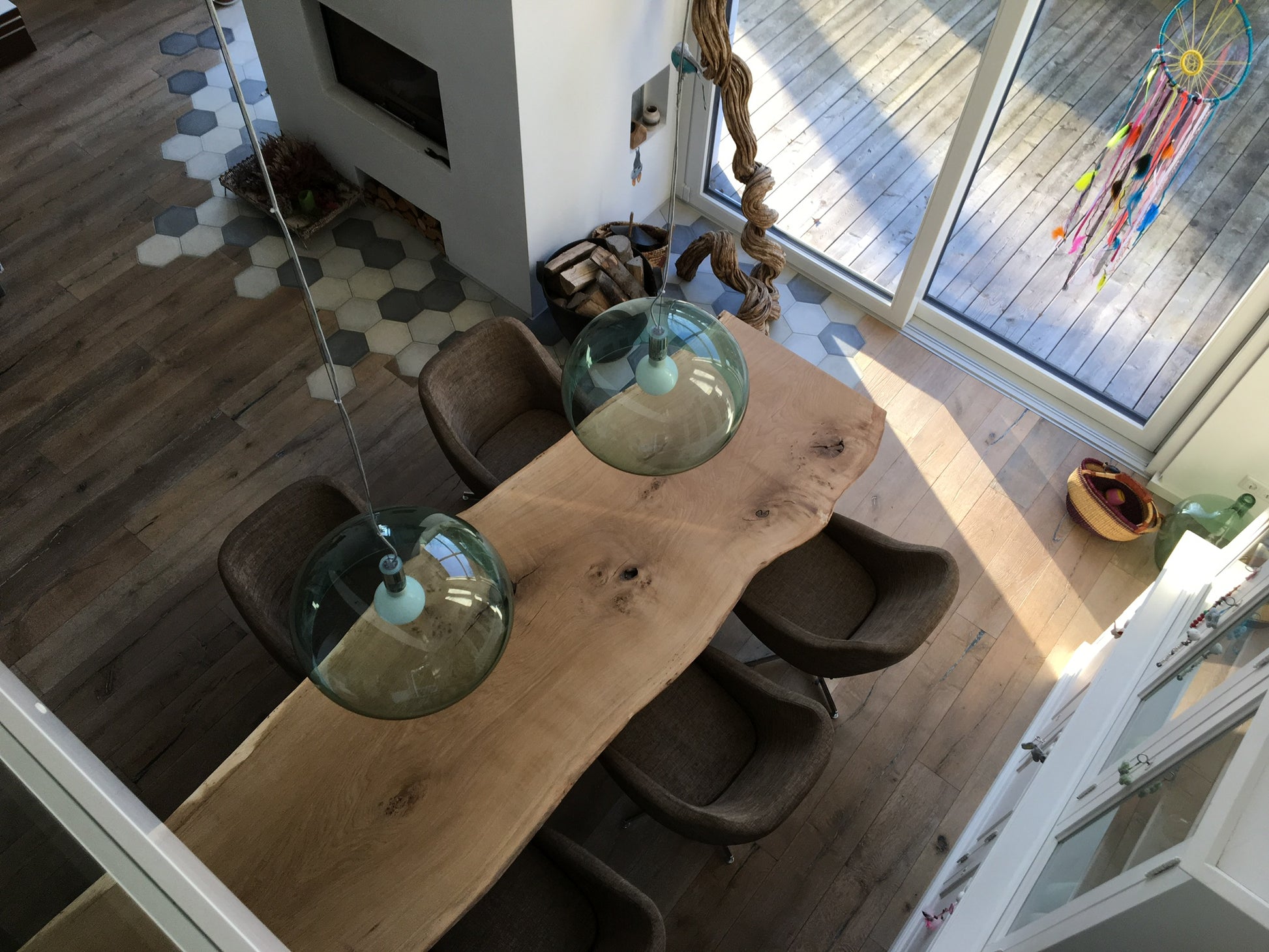 Esstisch nach Maß | Esstisch mit Baumkante | Baumtisch 