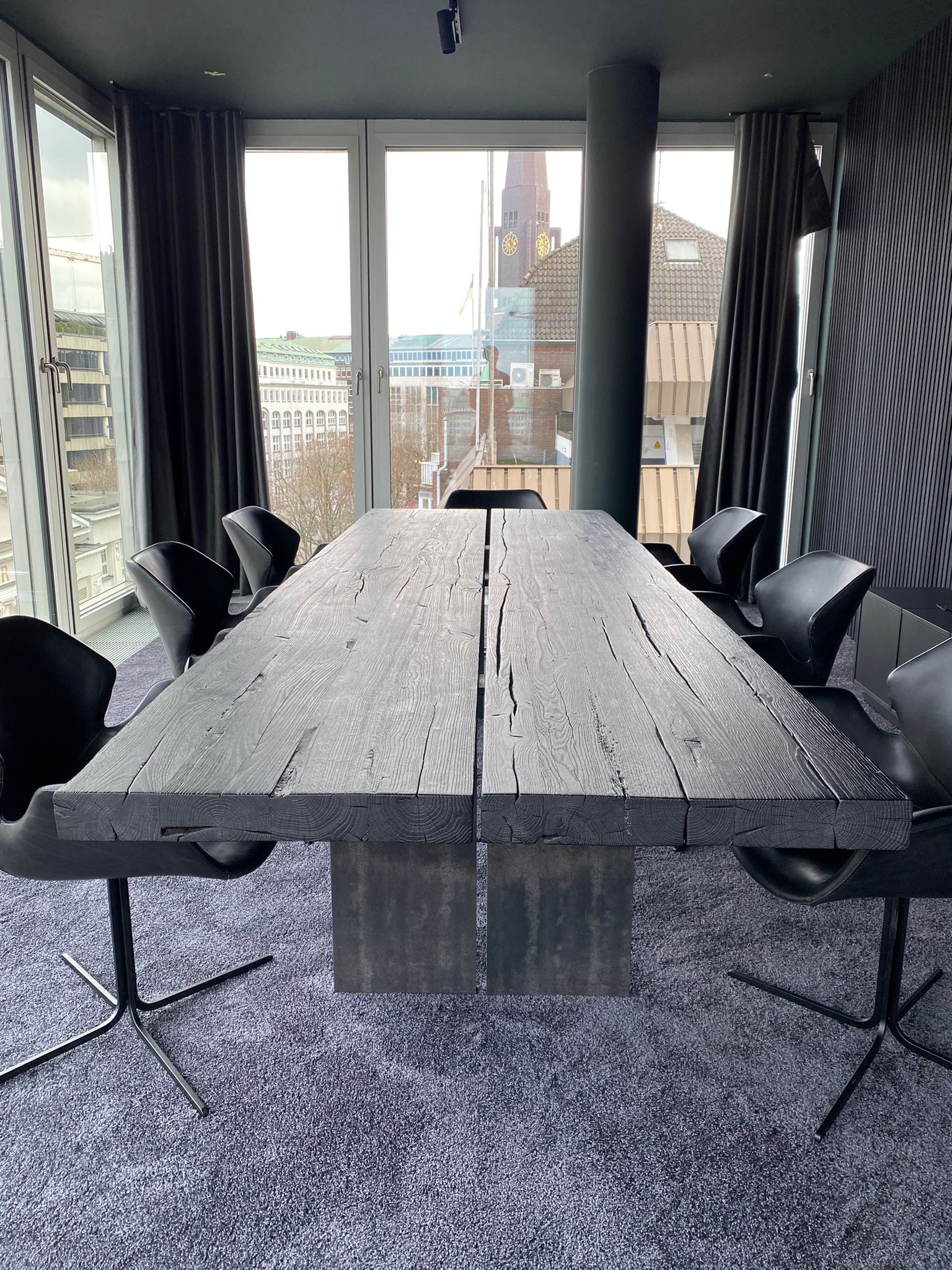 Esstisch schwarz | Massivholztisch schwarz | Konferenztisch schwarz | Besprechungstisch schwarz